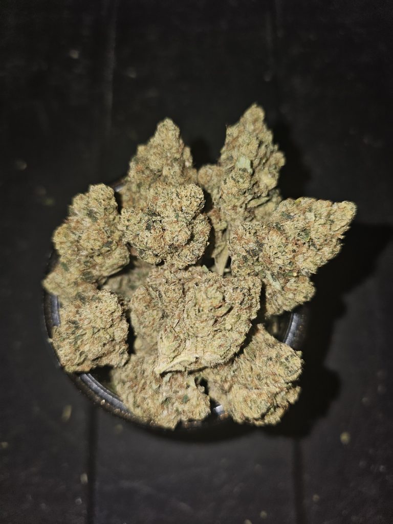 Organic weed in Prague. 
                    All Gas OG Marijuana Strain